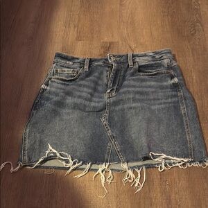 Denim Frayed Hem Skirt